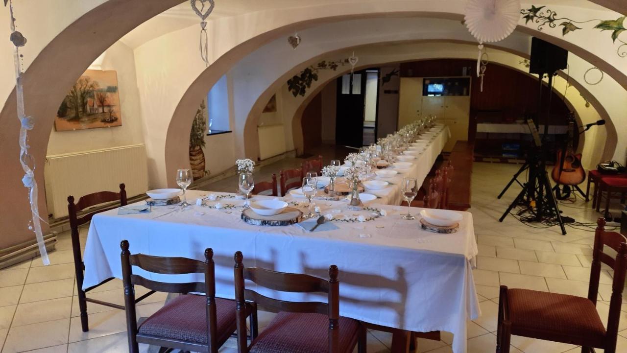 Penzion U Statku Lodherov Luaran gambar