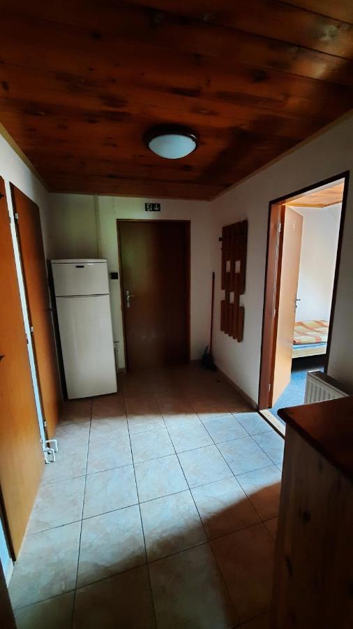 Penzion U Statku Lodherov Luaran gambar