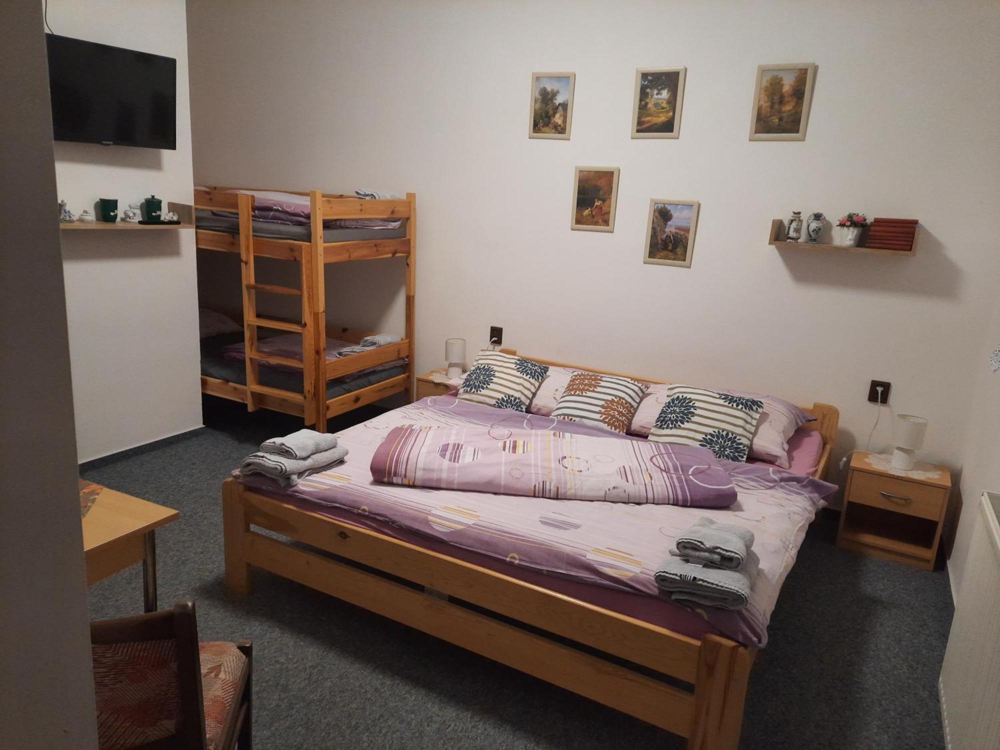Penzion U Statku Lodherov Luaran gambar